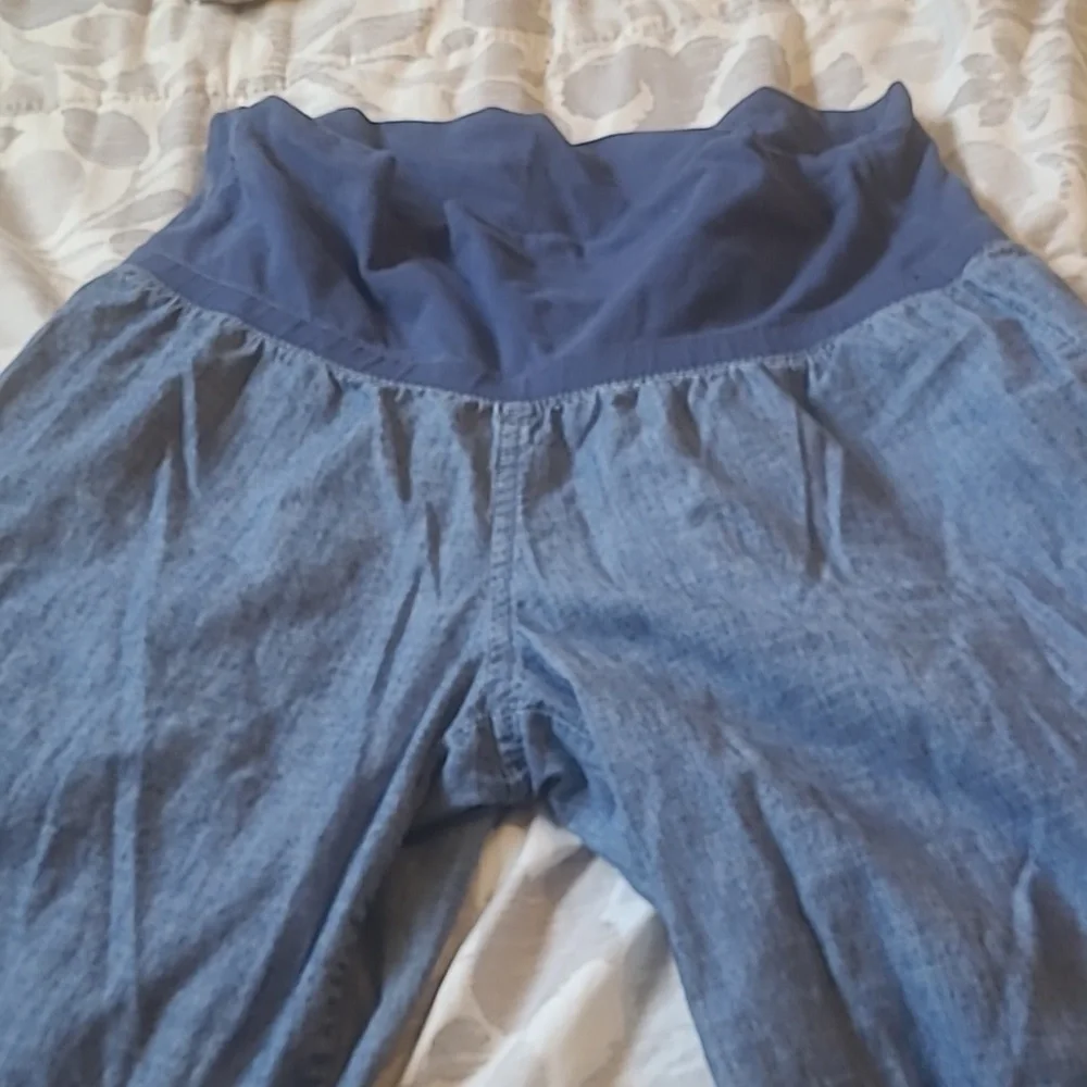 Maternity pants - Picture 3 of 5